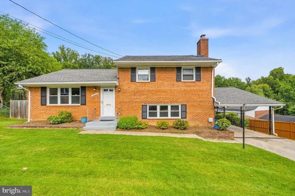 Unit for sale at 12203 NORDLIE DRIVE, ROCKVILLE, MD 20852