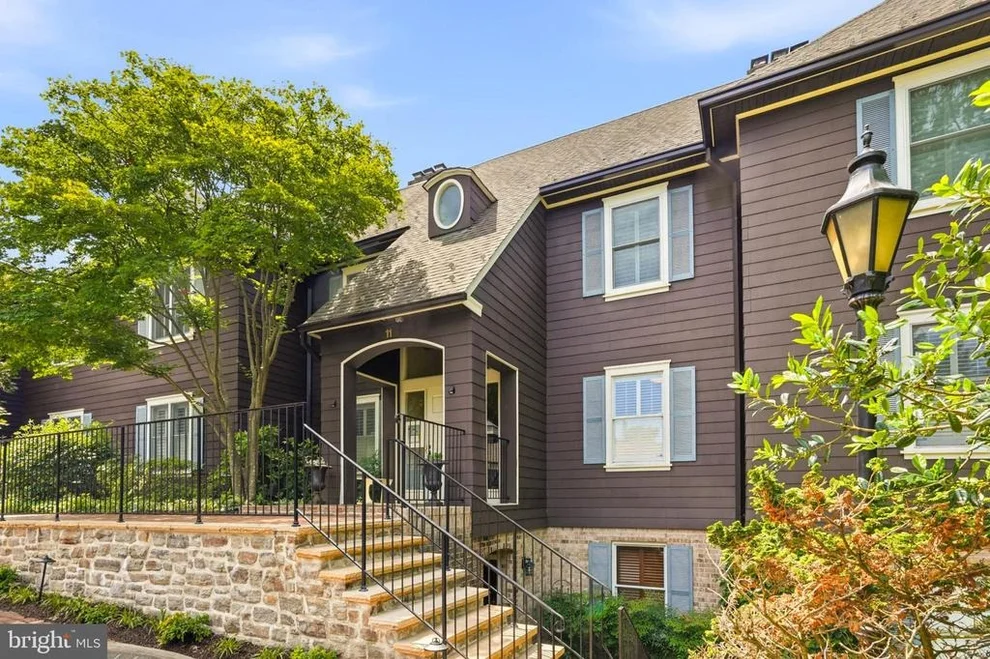 11 Devon Hill Road