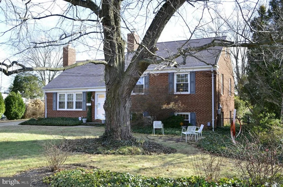 Unit for sale at 4905 BRISTOW DRIVE, ANNANDALE, VA 22003
