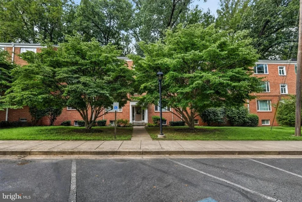 Unit for sale at 10406 MONTROSE AVENUE, BETHESDA, MD 20814