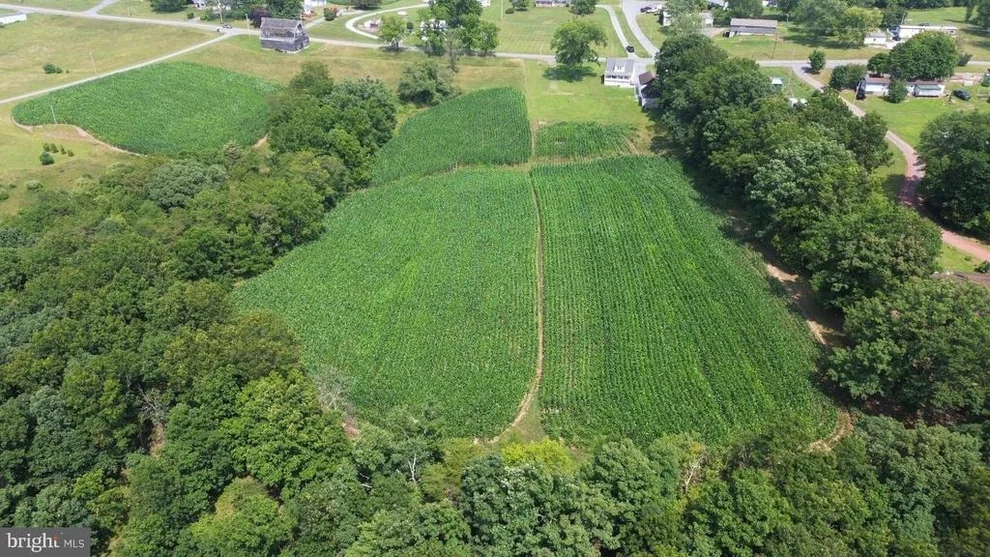 Unit for sale at E GRACEVILLE ROAD, BREEZEWOOD, PA 15533
