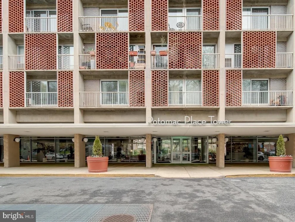 Unit for sale at 800 4TH STREET SW, WASHINGTON, DC 20024