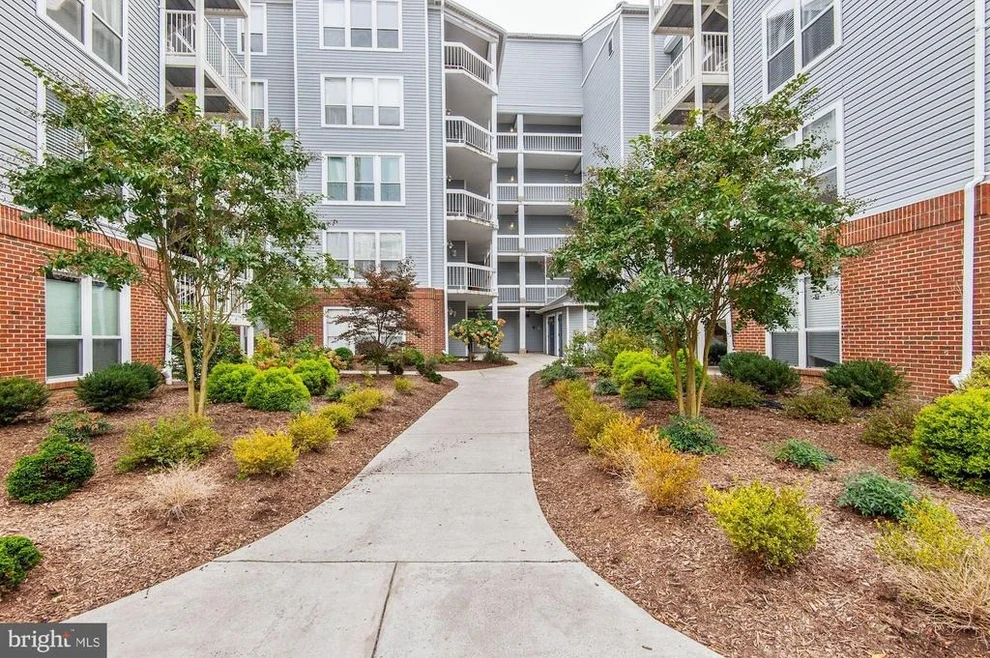Unit for sale at 3179 SUMMIT SQUARE DRIVE, OAKTON, VA 22124