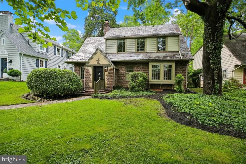Unit for sale at 113 OXFORD STREET, CHEVY CHASE, MD 20815