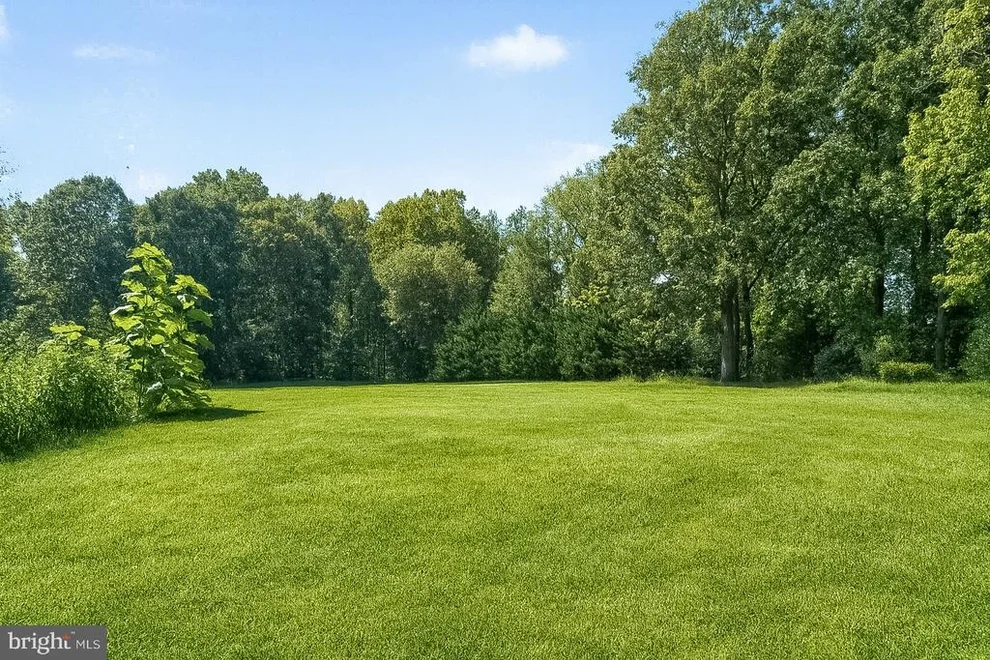 Unit for sale at 1008 PINE HILL ROAD, MCLEAN, VA 22101