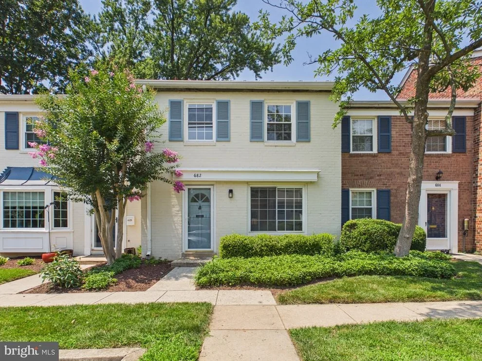 Unit for sale at 682 AZALEA DRIVE, ROCKVILLE, MD 20850