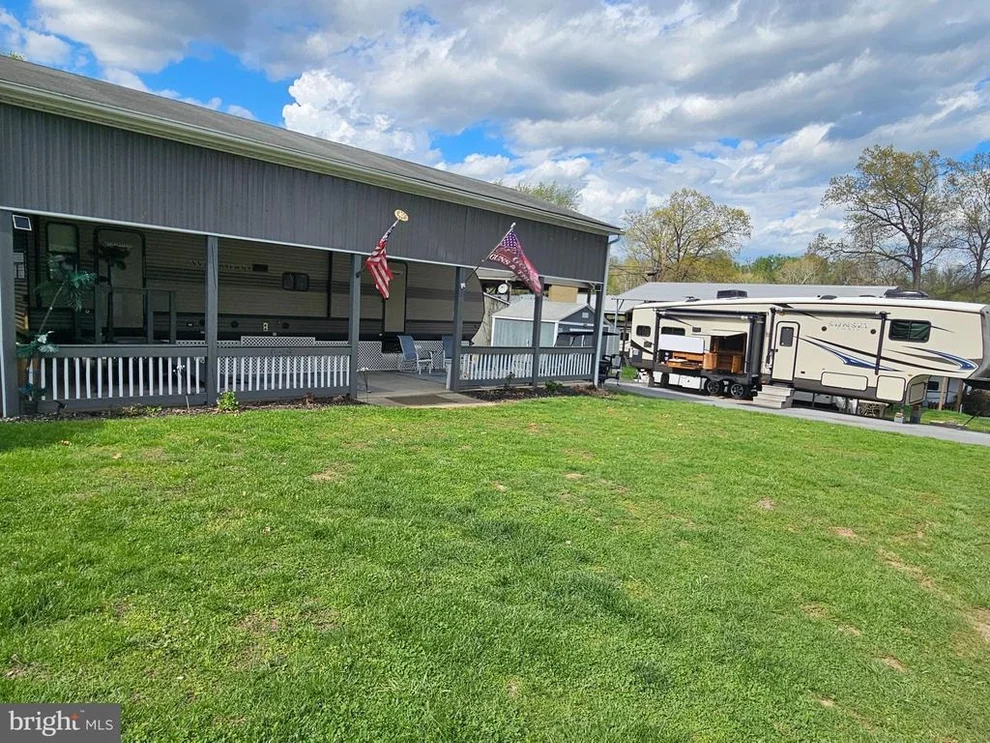 Unit for sale at Block 6 Lots 15 & 16 POISON OAK, FALLING WATERS, WV 25419