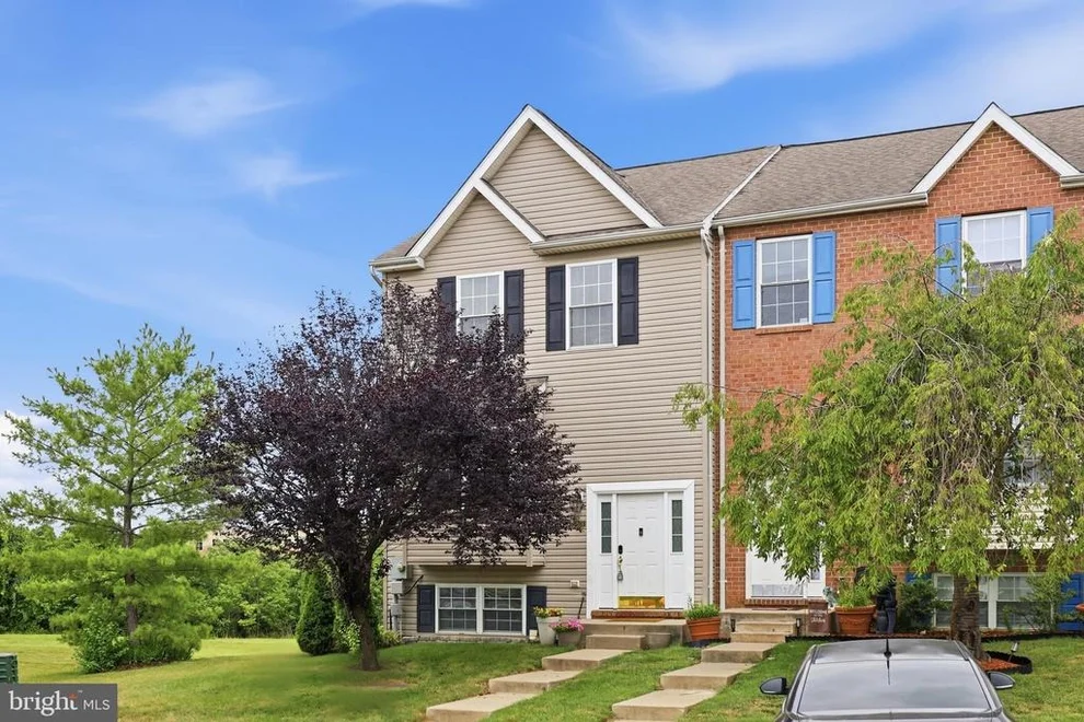 Unit for sale at 5783 INDIAN CEDAR COURT, FREDERICK, MD 21703