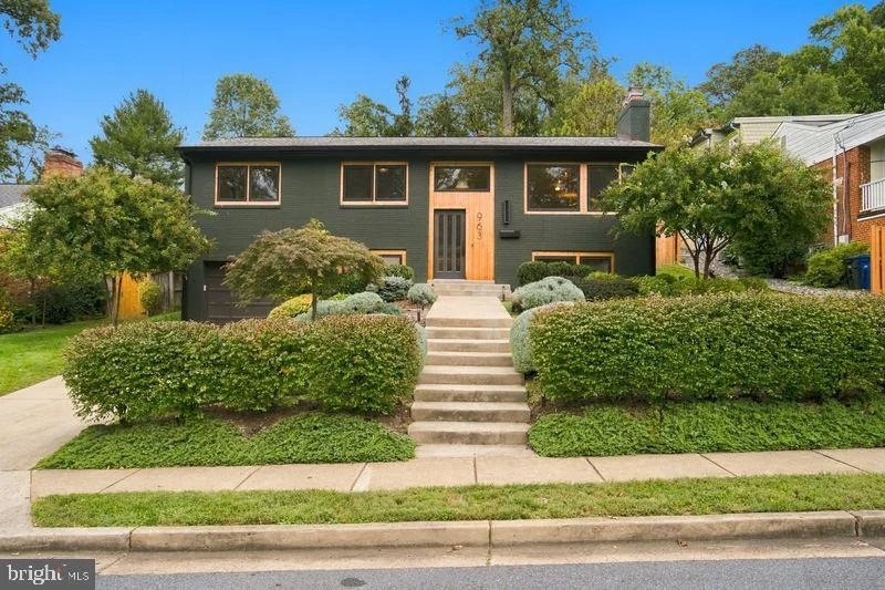 Unit for sale at 963 N ROCHESTER STREET, ARLINGTON, VA 22205