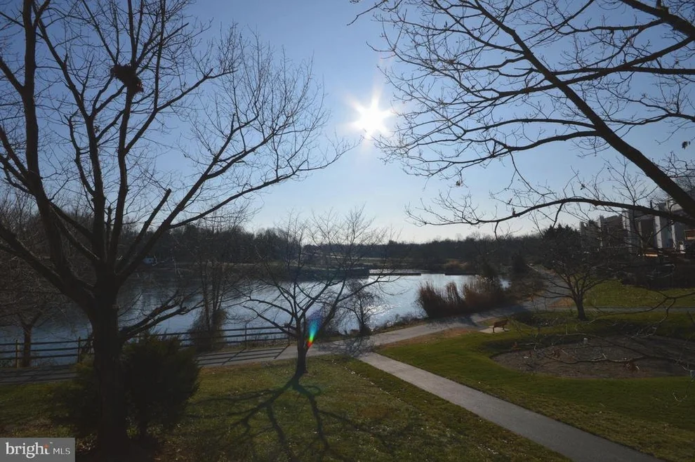 Unit for sale at 7252 DOCKSIDE LANE, COLUMBIA, MD 21045