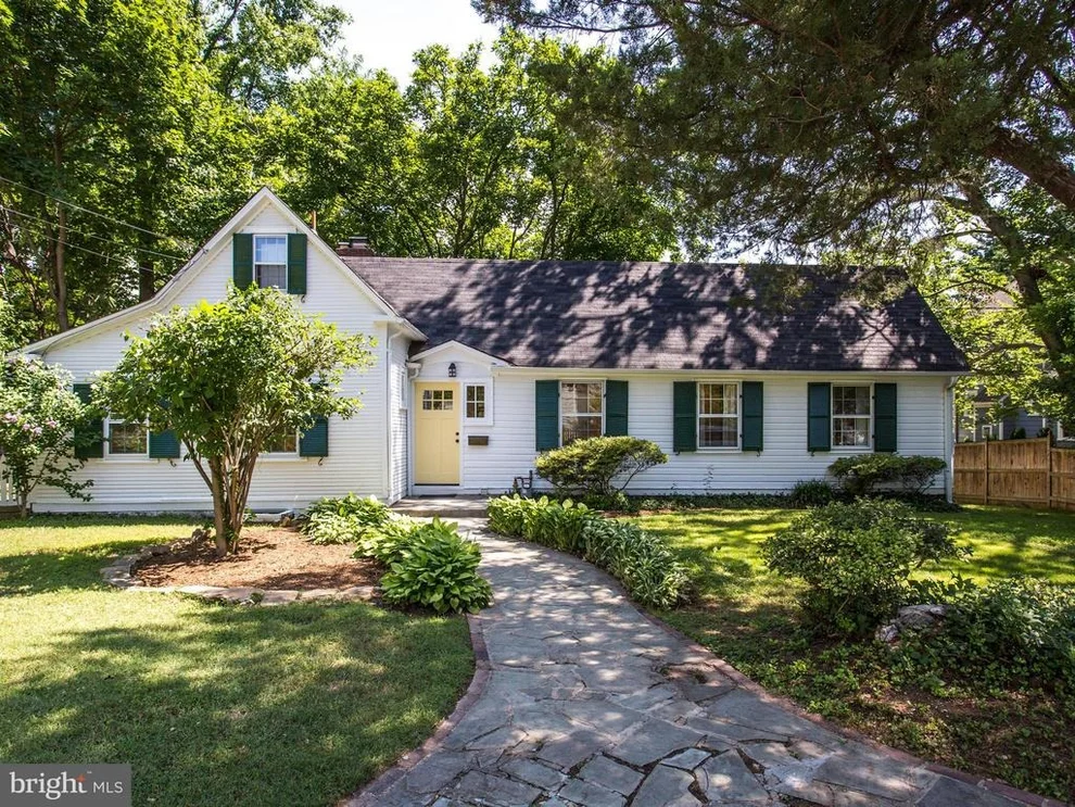 Unit for sale at 5009 GREENWAY DRIVE, BETHESDA, MD 20816