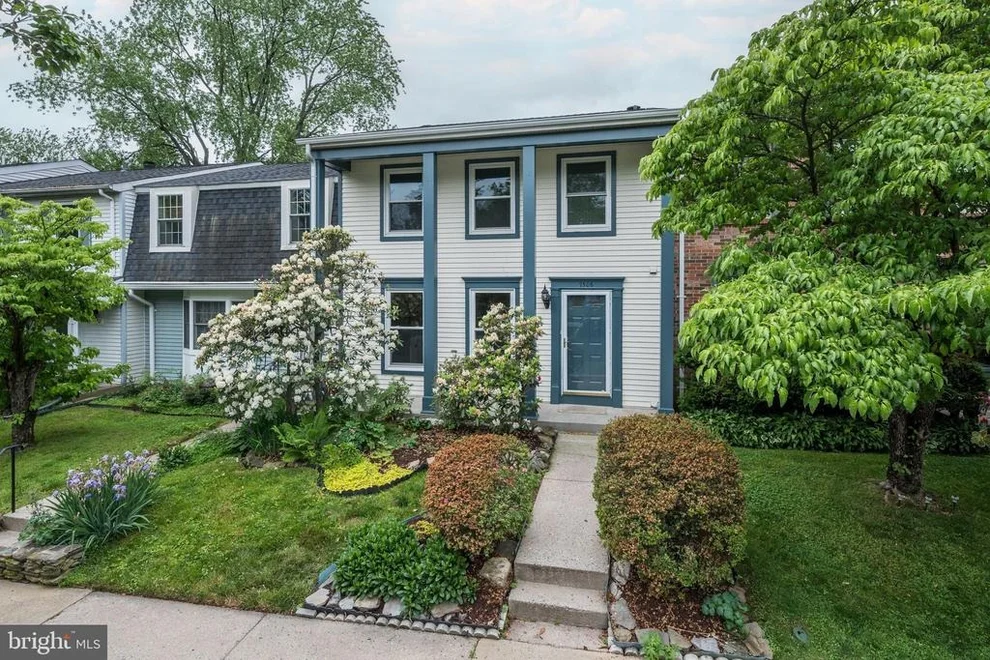 Unit for sale at 7506 WEATHERBY DRIVE, ROCKVILLE, MD 20855