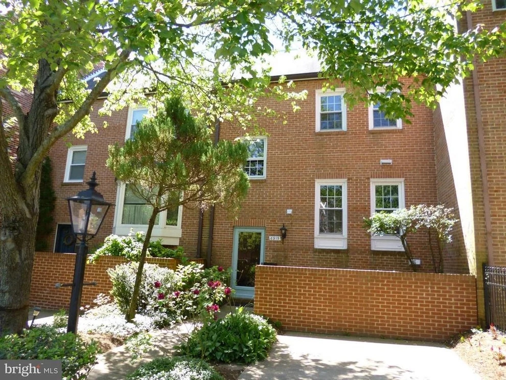 Unit for sale at 6915 MCLEAN PARK MANOR COURT, MCLEAN, VA 22101