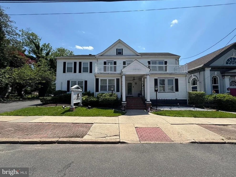 Unit for sale at 214 W FRONT STREET, FLORENCE, NJ 08518