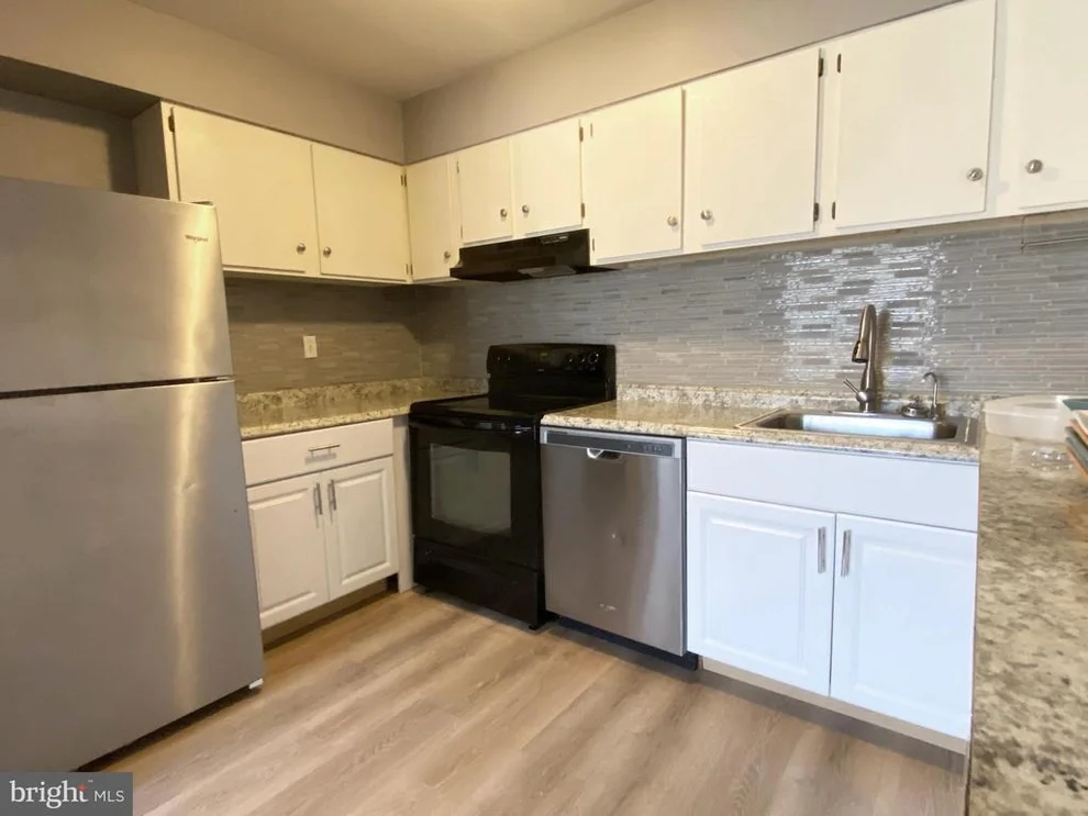 Unit for sale at 275 GREEN STREET, EDGEWATER PARK, NJ 08010