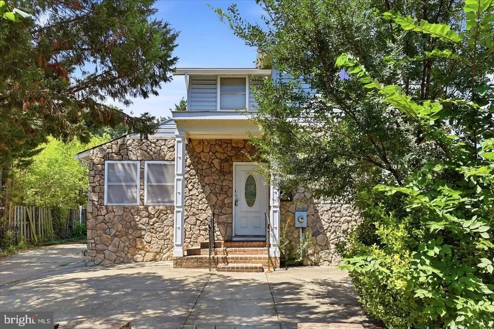 Unit for sale at 2506 S EADS STREET, ARLINGTON, VA 22202