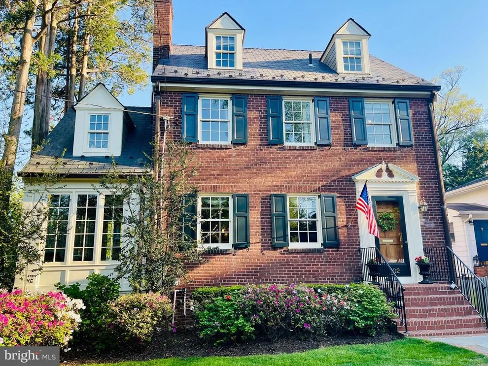Unit for sale at 102 W MASON AVENUE, ALEXANDRIA, VA 22301