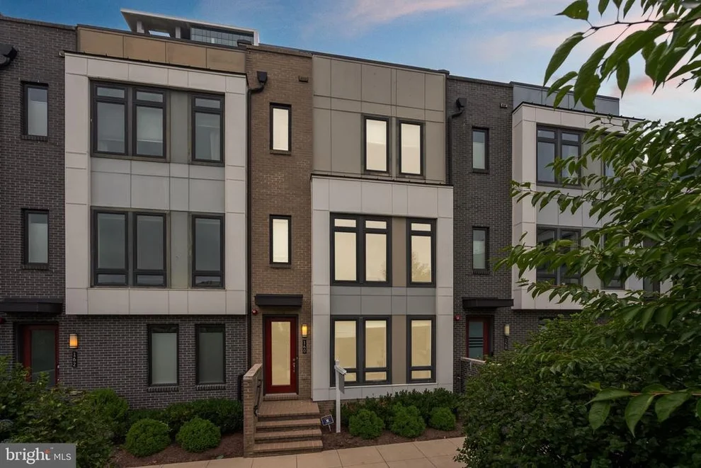 Unit for sale at 160 IKE DRIVE, ALEXANDRIA, VA 22314