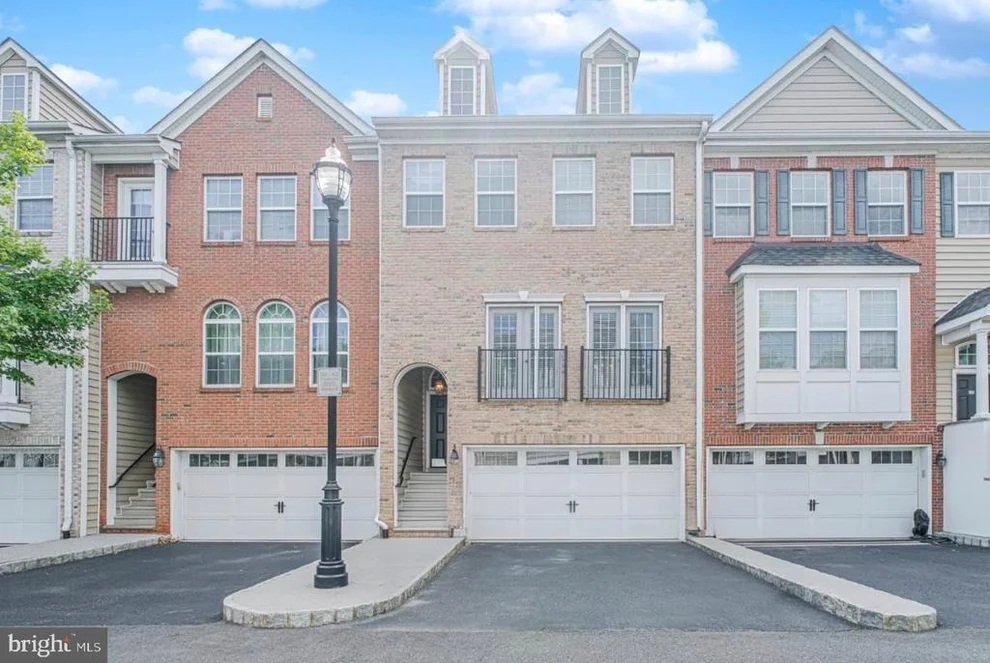 Unit for sale at 42 CREEKSIDE COURT, SECAUCUS, NJ 07094
