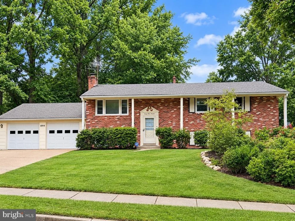 Unit for sale at 6914 HADLOW DRIVE, SPRINGFIELD, VA 22152