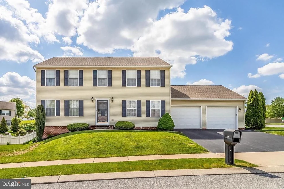 Unit for sale at 7523 SENECA RIDGE DRIVE, YORK, PA 17403