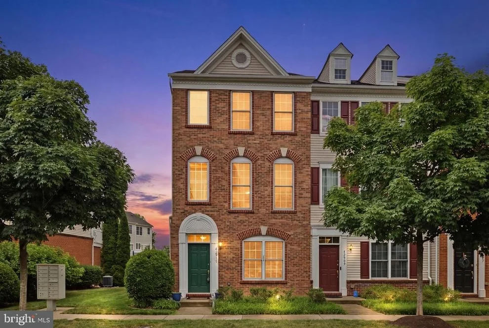 Unit for sale at 42911 PAMPLIN TERRACE, CHANTILLY, VA 20152