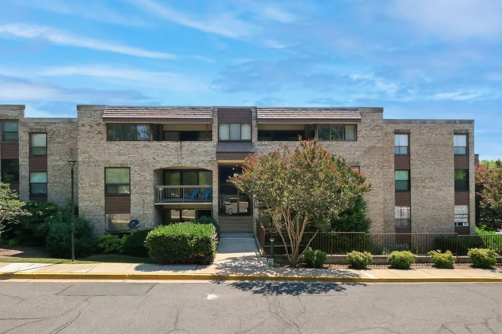 Unit for sale at 423 CHRISTOPHER AVENUE, GAITHERSBURG, MD 20879