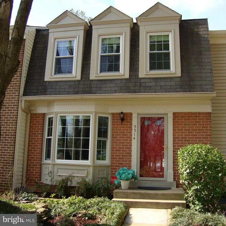 Unit for sale at 5514 LAKEWHITE COURT, FAIRFAX, VA 22032