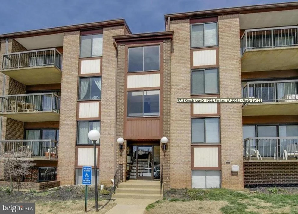 Unit for sale at 9718 KINGSBRIDGE DRIVE, FAIRFAX, VA 22031