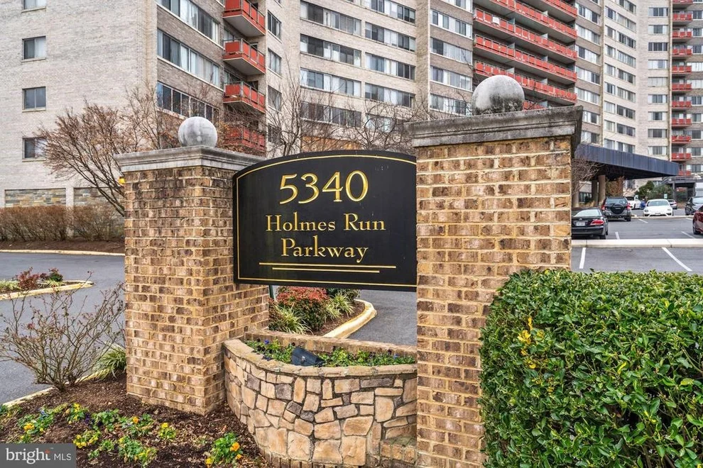 Unit for sale at 5340 HOLMES RUN PARKWAY, ALEXANDRIA, VA 22304