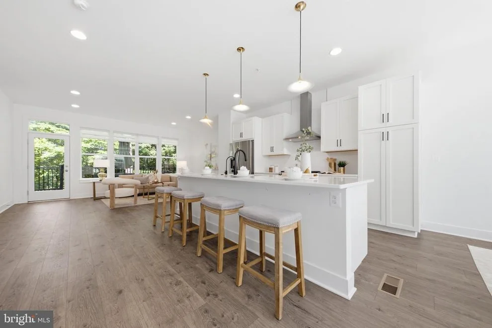 Unit for sale at 3544 SUTTON HEIGHTS CIRCLE, FAIRFAX, VA 22031
