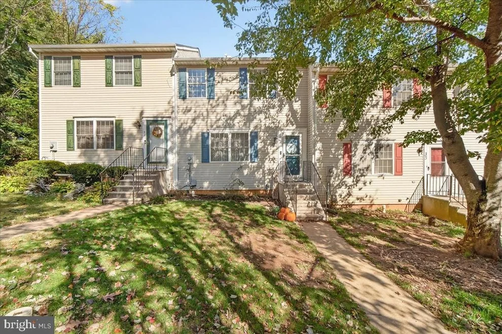 Unit for sale at 33 N TOWNE COURT, MOUNT AIRY, MD 21771