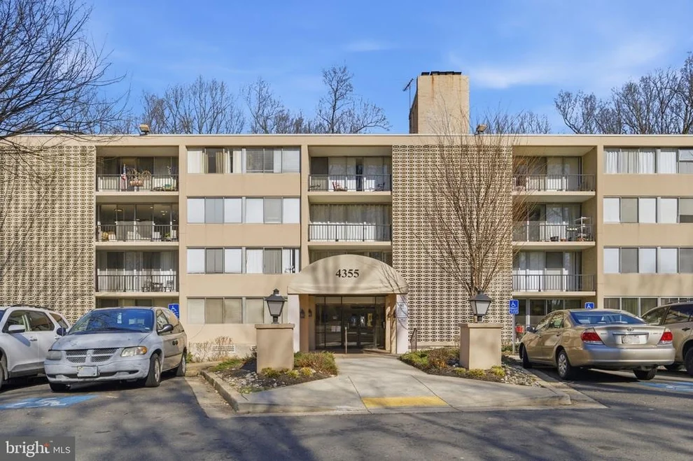 Unit for sale at 4355 IVYMOUNT COURT, ANNANDALE, VA 22003