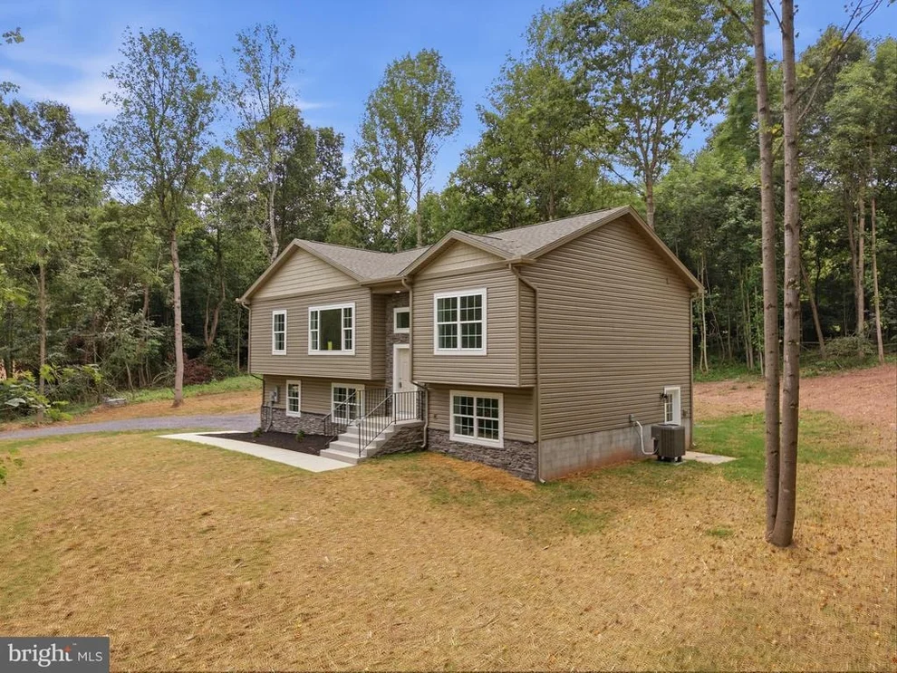 Unit for sale at 131 TRIUMPH LN., HEDGESVILLE, WV 25427