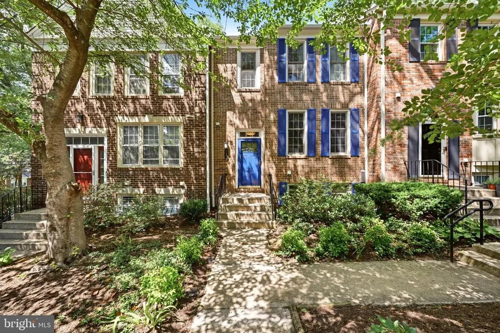 Unit for sale at 1111 FAIRVIEW COURT, SILVER SPRING, MD 20910