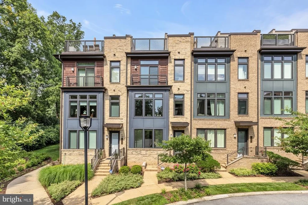 Unit for sale at 142 WINSOME CIRCLE, BETHESDA, MD 20814