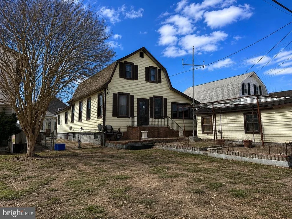 Unit for sale at 262 MEADOW ROAD, PASADENA, MD 21122