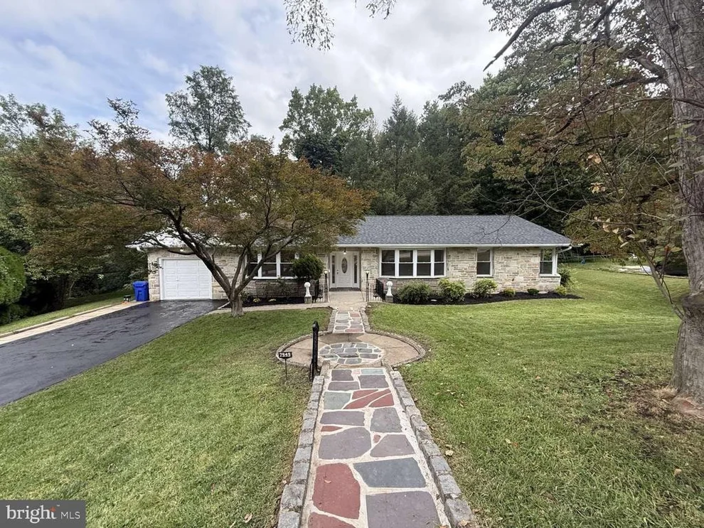 Unit for sale at 7949 ROLLING GREEN ROAD, CHELTENHAM, PA 19012