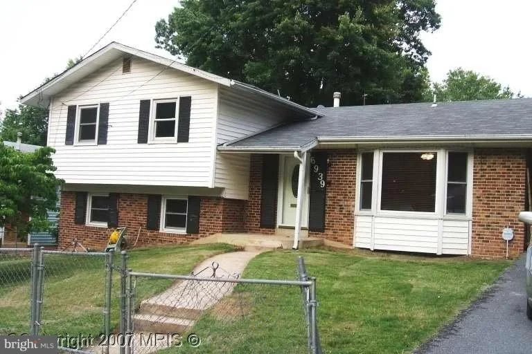Unit for sale at 6939 NASHVILLE ROAD, LANHAM, MD 20706