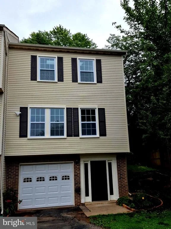 Unit for sale at 27 FAIRFAX STREET, WARRENTON, VA 20186