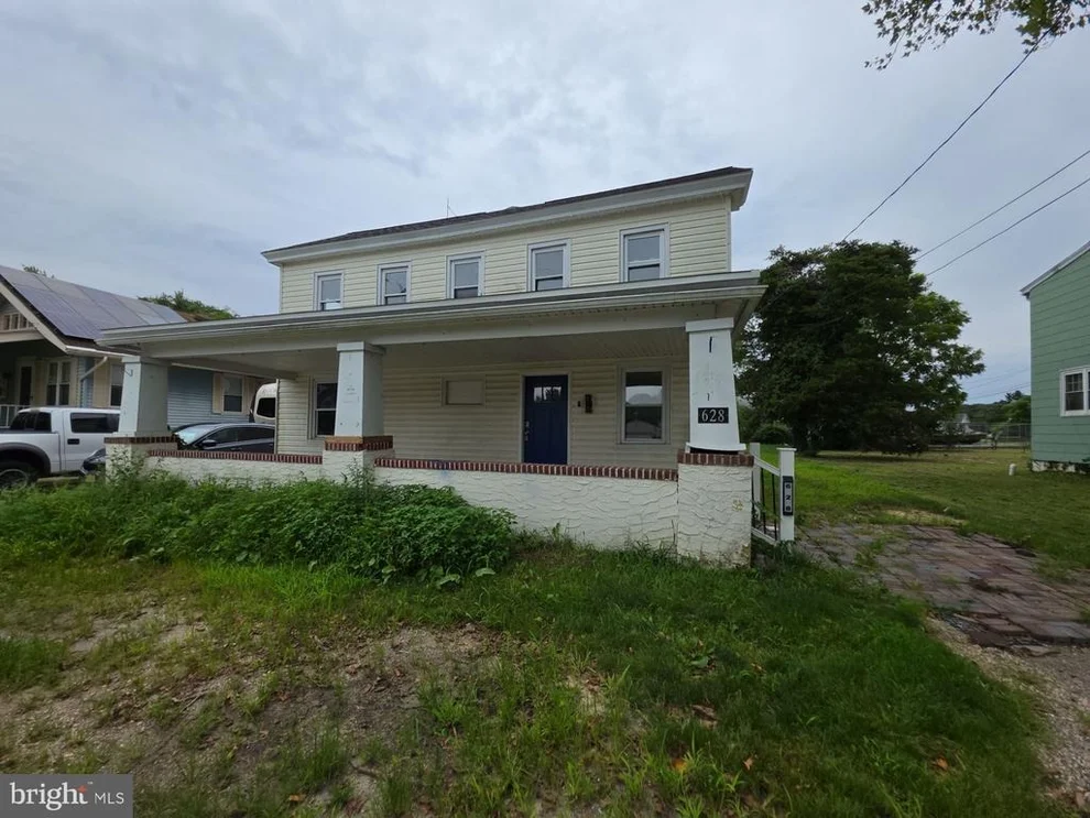 Unit for sale at 628 MAIN, LEESBURG, NJ 08327