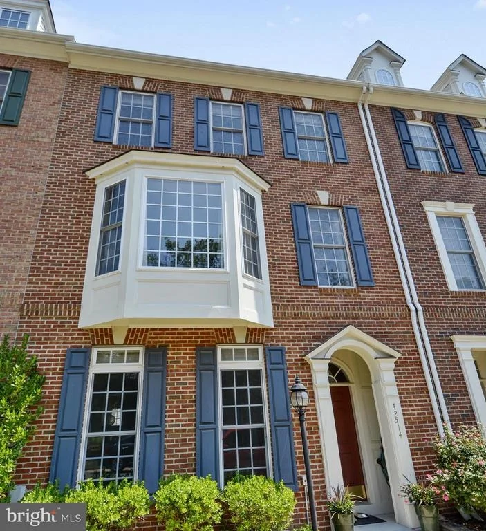 Unit for sale at 42514 LEGACY PARK DRIVE, ASHBURN, VA 20148