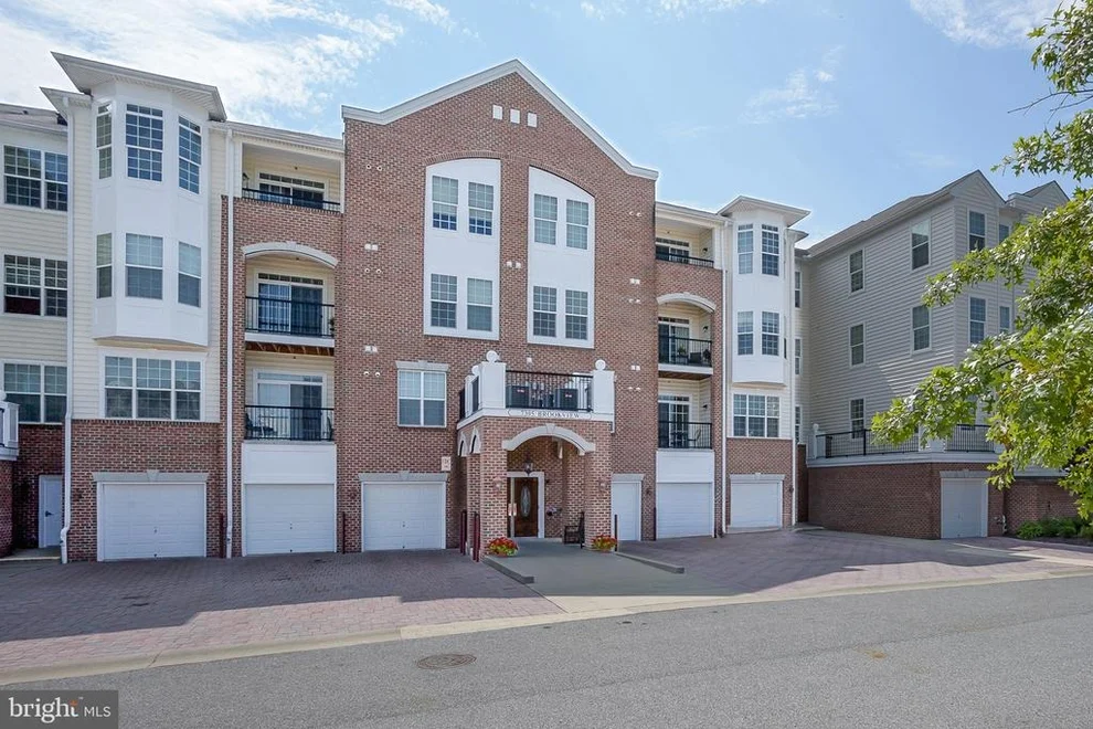 7305 Brookview