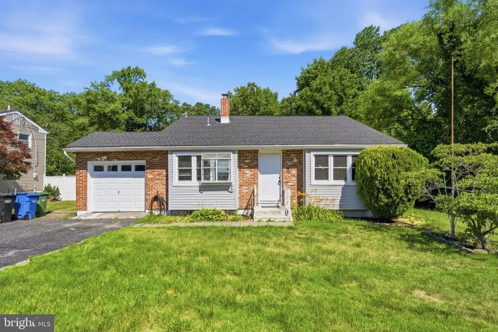 Unit for sale at 149 GREENTREE ROAD, BLACKWOOD, NJ 08012