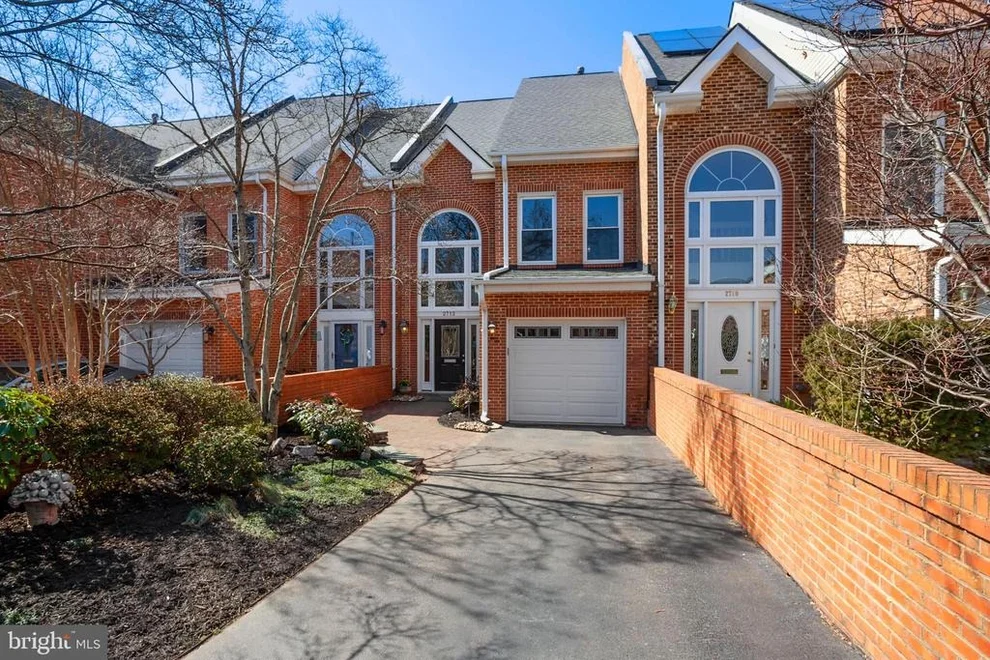 Unit for sale at 2712 KENWOOD AVENUE, ALEXANDRIA, VA 22302
