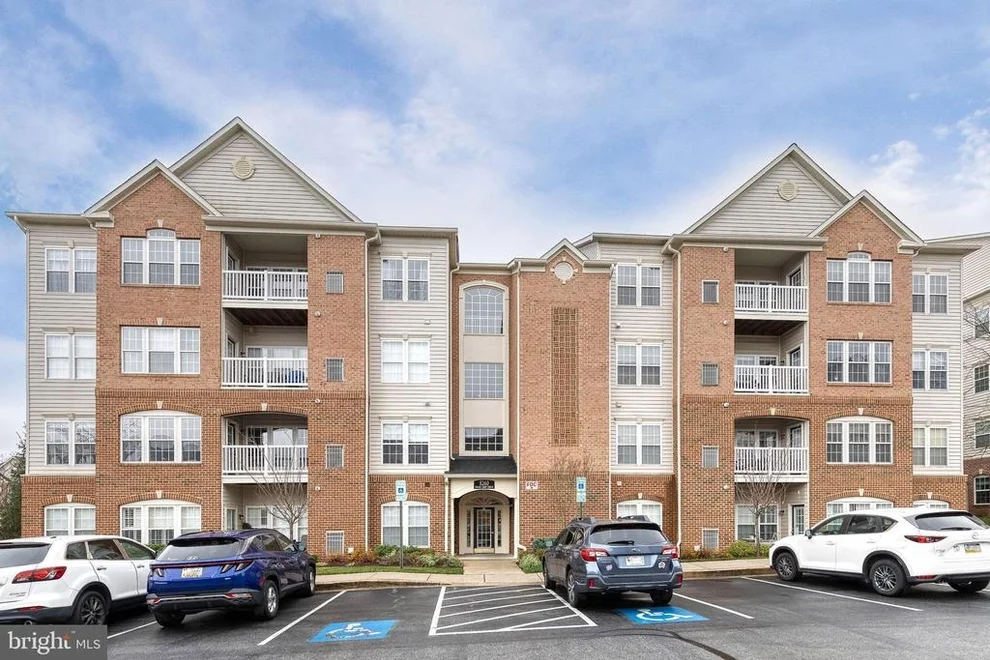 Unit for sale at 8260 STONE CROP DRIVE, ELLICOTT CITY, MD 21043