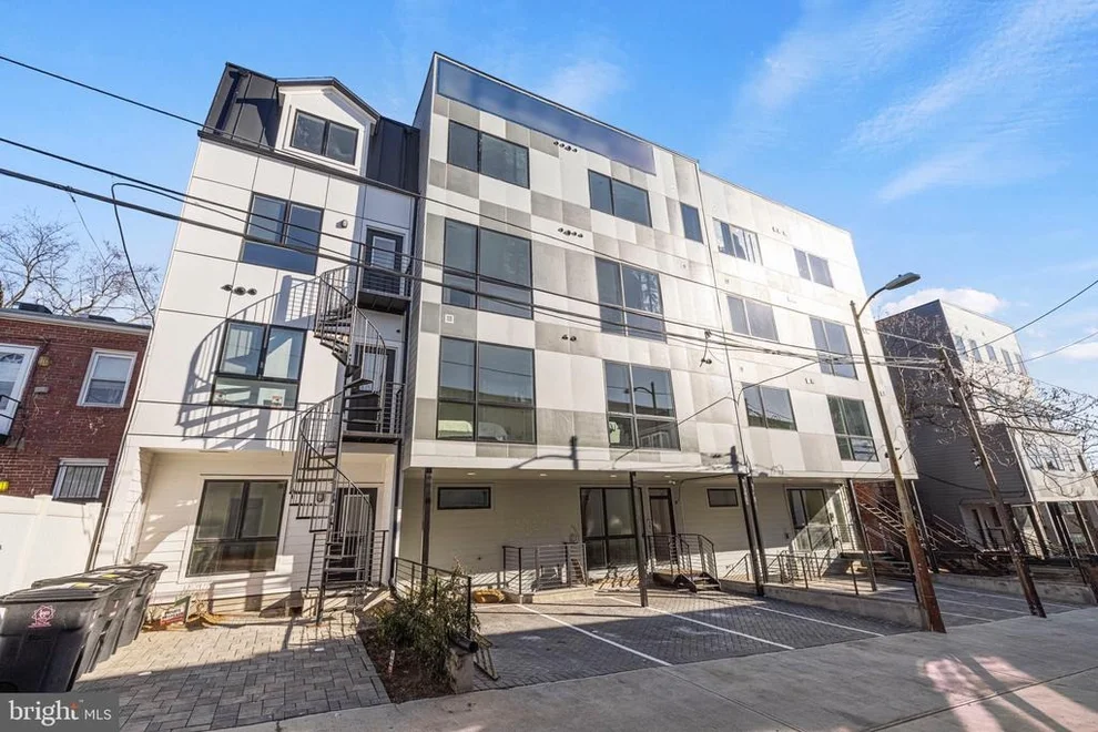 Unit for sale at 824 18TH STREET NE, WASHINGTON, DC 20002