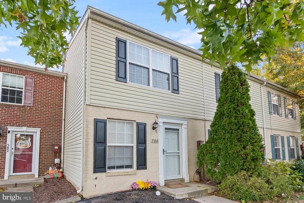 Unit for sale at 584 COTSWOLD COURT, FREDERICK, MD 21703