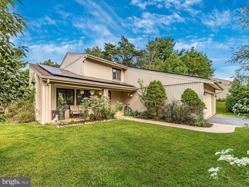 Unit for sale at 11709 FLINTS GROVE, NORTH POTOMAC, MD 20878