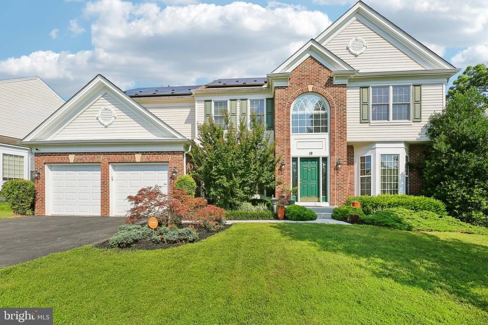 Unit for sale at 19 DONOVAN COURT, BRUNSWICK, MD 21758
